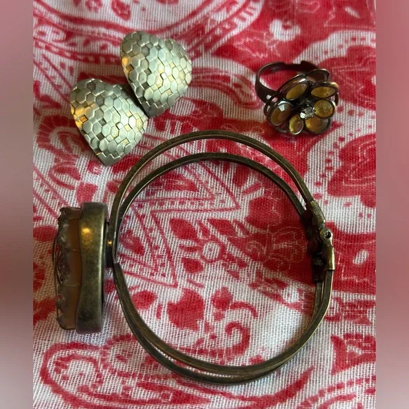 Jewelry Set - Picture 5 of 9